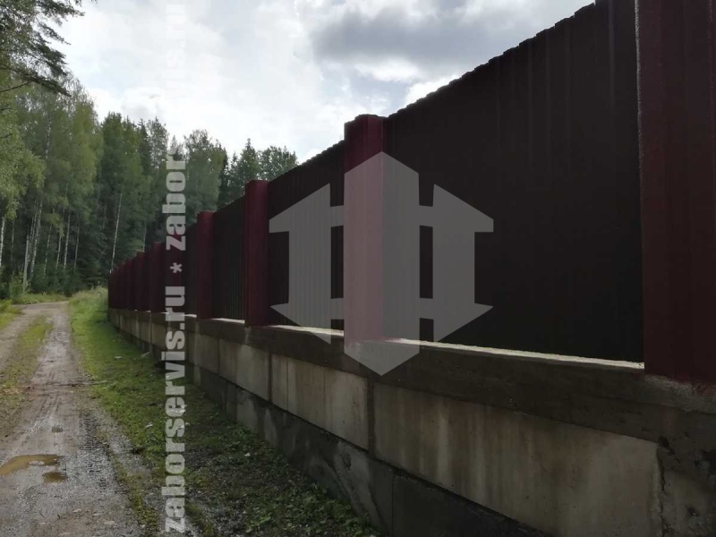 Забор из профнастила на ленточном фундаменте 38 метров