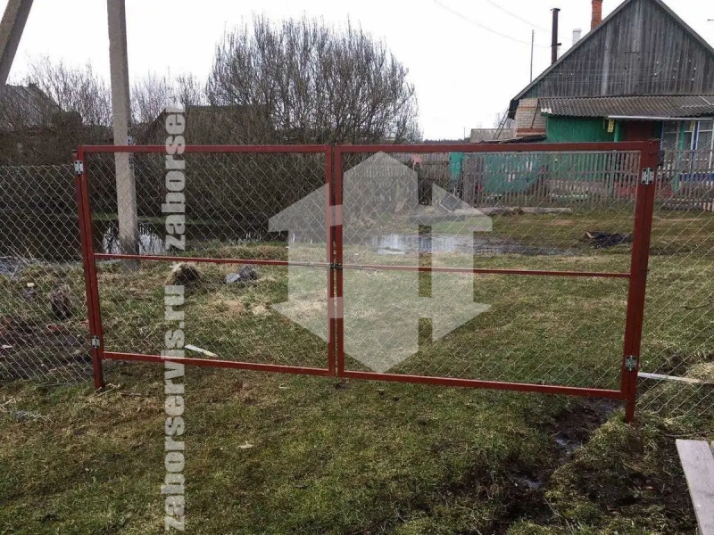 Забор из сетки рабицы в натяг 10 соток