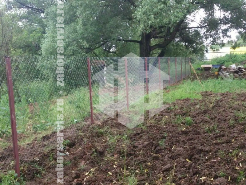 Забор из сетки рабицы в натяг 54 метра