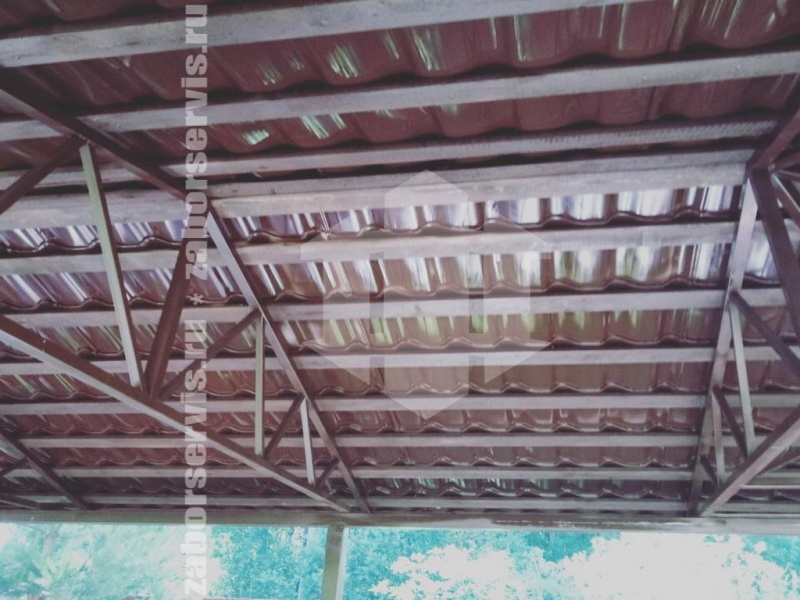 Навес из металлочерепицы пример 6