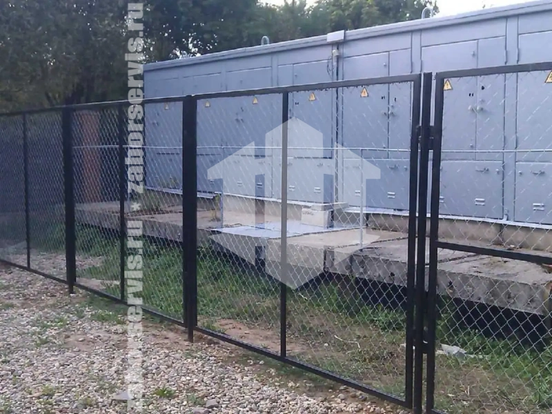 Заборы в секции рабицы