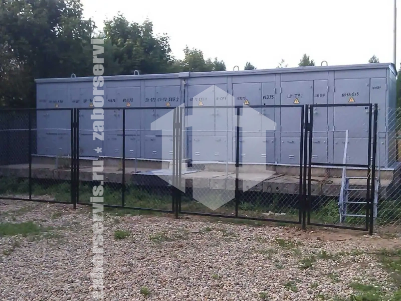 Заборы в секции рабицы