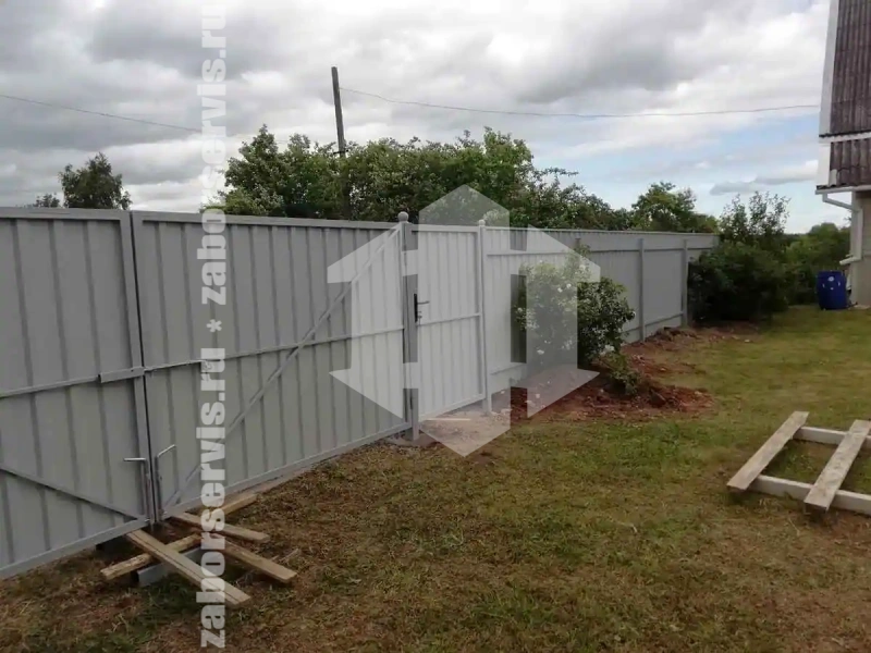 Забор из профнастила 72 метра синий