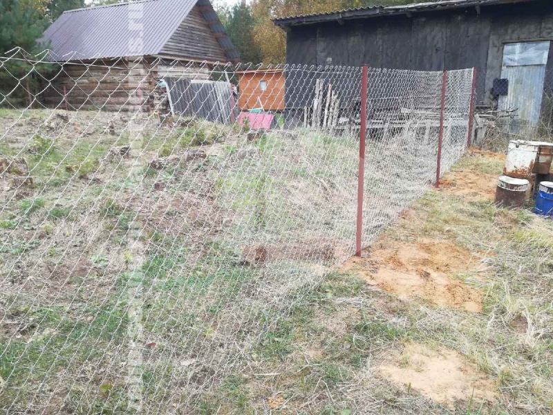 Забор из сетки рабицы в натяг с протяжкой арматуры 80 метров