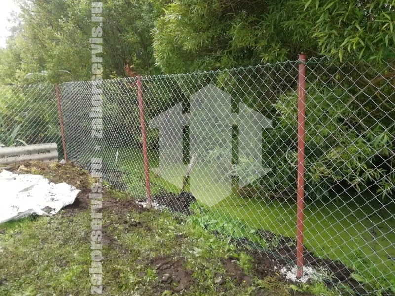 Забор из сетки рабицы в натяг с протяжкой арматуры 100 метров