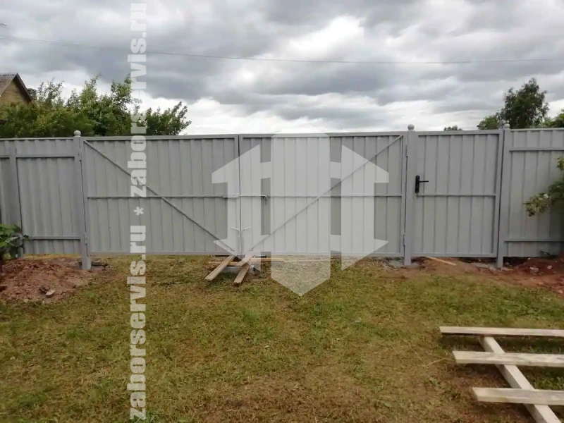 Забор из профнастила 72 метра синий